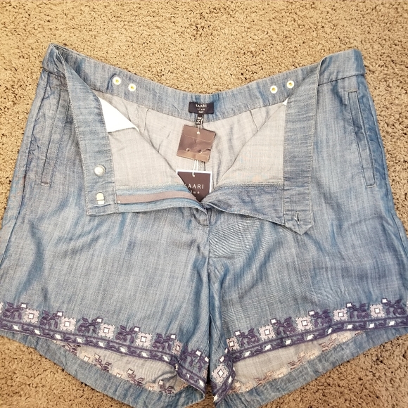 NWT Kaari Blue Embroidered Chambray Shorts Size 16W - Picture 4 of 5